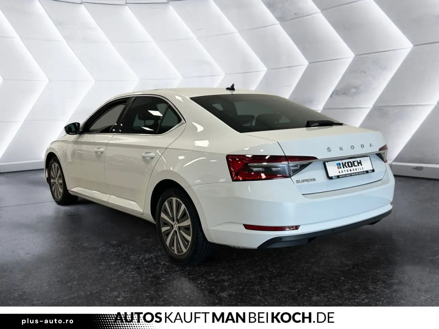 SKODA Superb 2.0 TSI DSG STYLE MATRIX PANO PARKL ACC