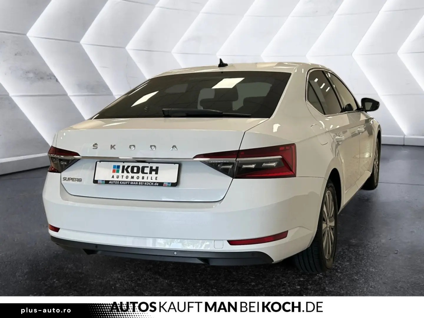 SKODA Superb 2.0 TSI DSG STYLE MATRIX PANO PARKL ACC