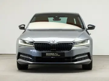 SKODA Superb 2.0 TSI DSG 4x4 Sportline NAVI PANO STHZ