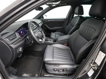 SKODA Superb 2.0 TSI DSG 4x4 Sportline NAVI PANO STHZ