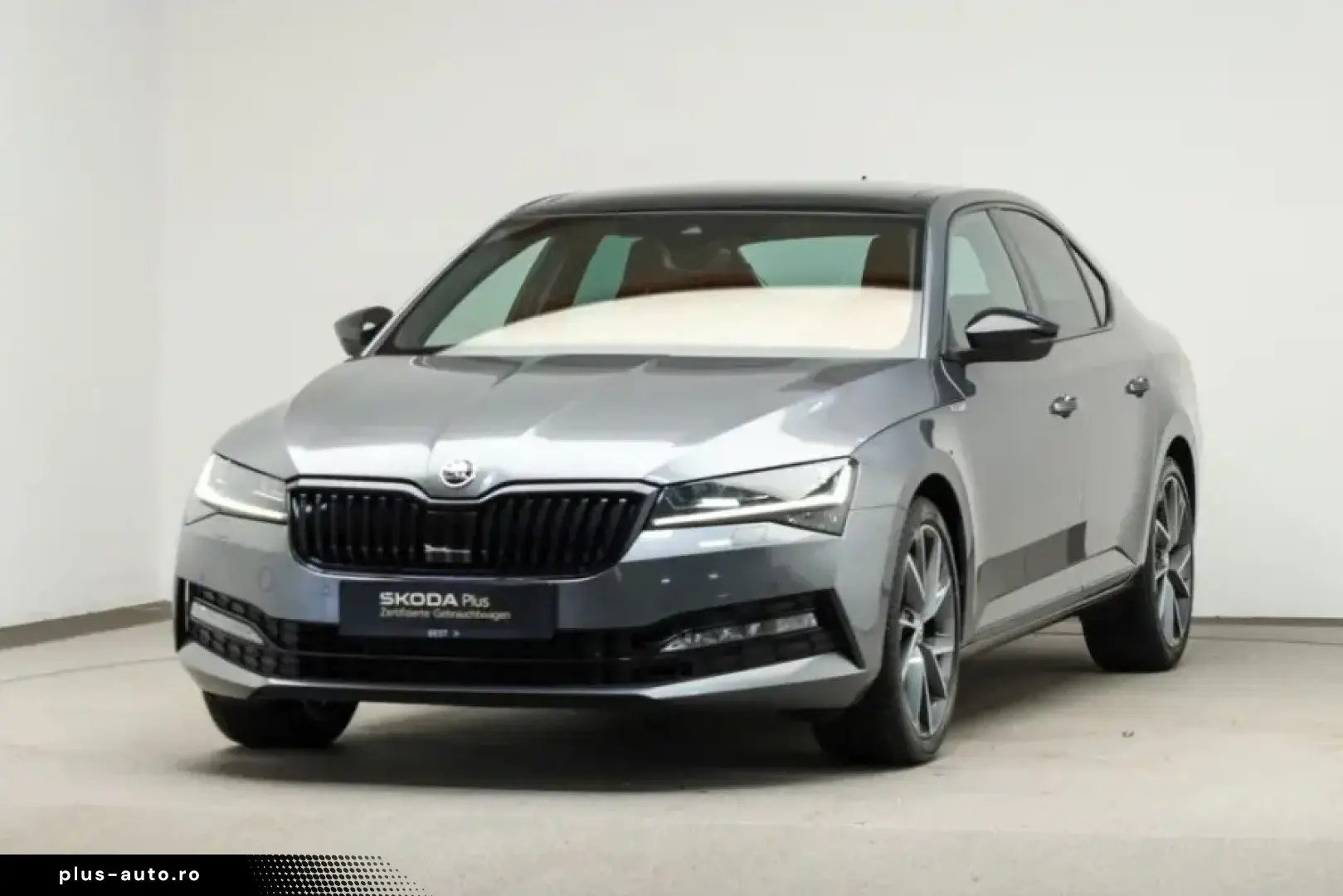 SKODA Superb 2.0 TSI DSG 4x4 Sportline NAVI PANO STHZ