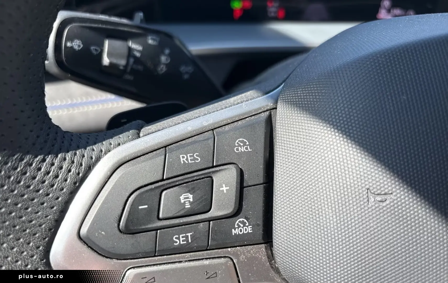 VW Tayron 2.0 R-LINE 4X4 7-SEATS PANO STANDHZ 360 CAM