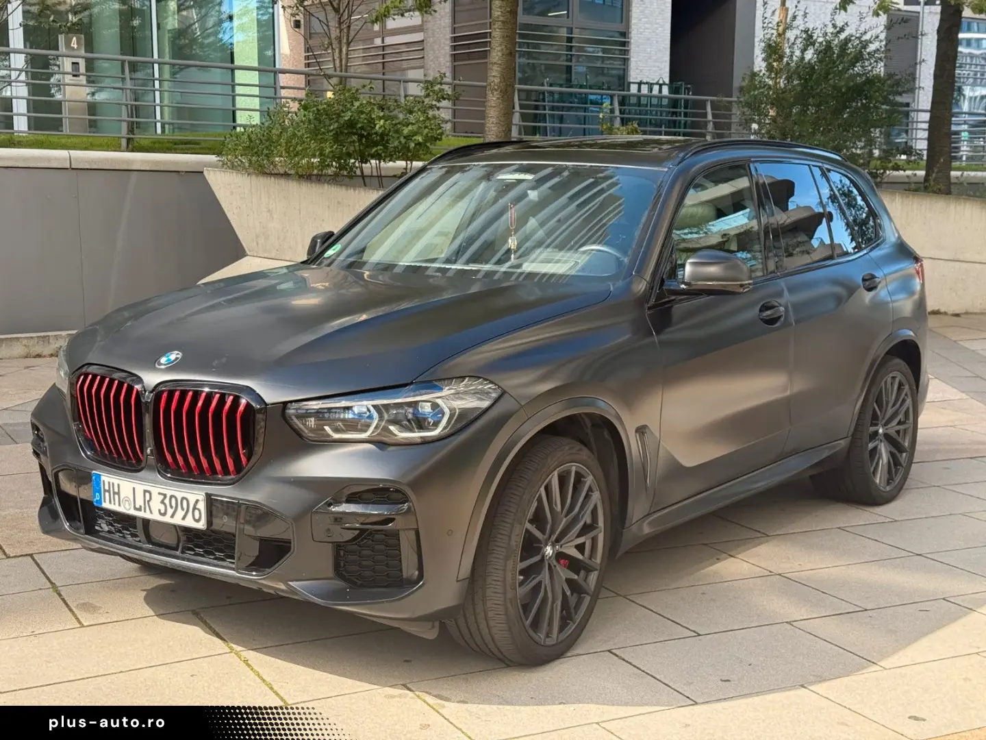 BMW X5 xDrive 30 d M Black VERMILION Edition