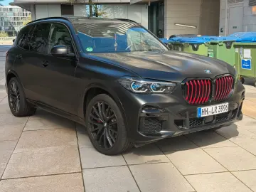 BMW X5 xDrive 30 d M Black VERMILION Edition