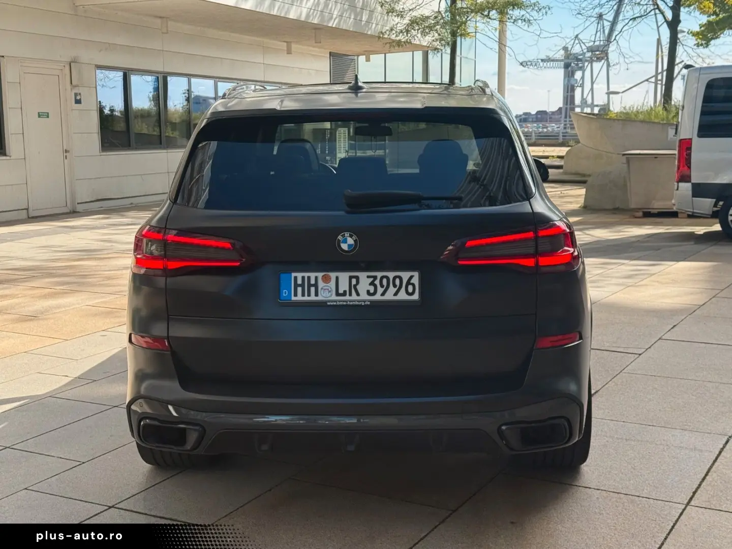 BMW X5 xDrive 30 d M Black VERMILION Edition
