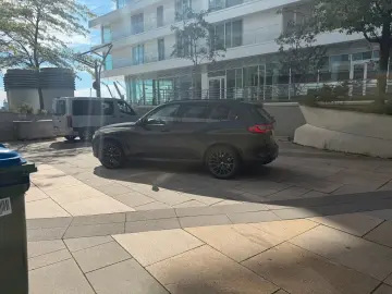 BMW X5 xDrive 30 d M Black VERMILION Edition