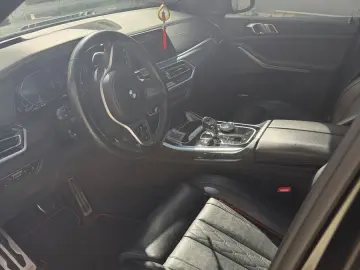 BMW X5 xDrive 30 d M Black VERMILION Edition