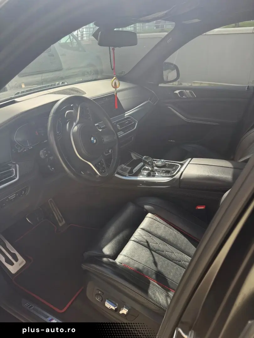BMW X5 xDrive 30 d M Black VERMILION Edition