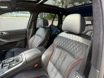 BMW X5 xDrive 30 d M Black VERMILION Edition