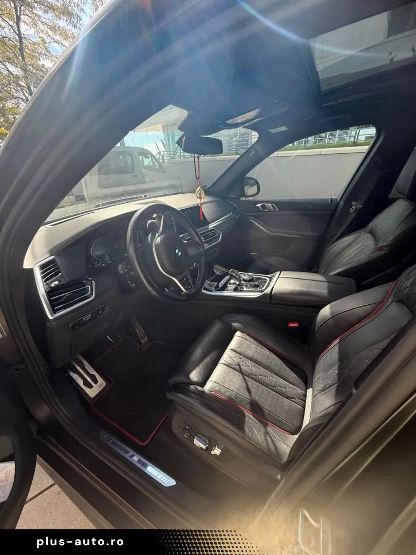 BMW X5 xDrive 30 d M Black VERMILION Edition