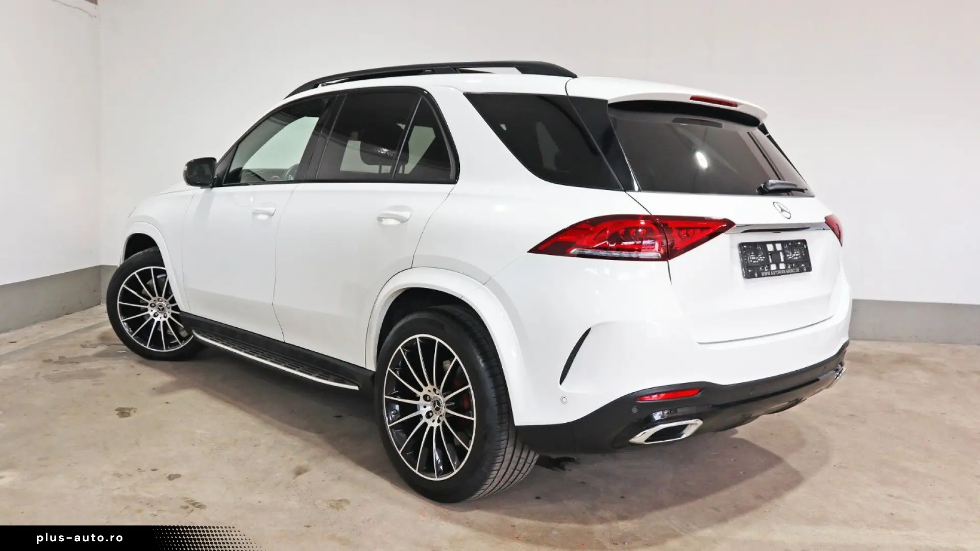 MERCEDES-BENZ GLE 300d 4Matic~AMG~PANO~Multi-B~360