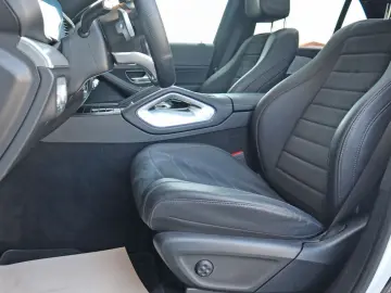 MERCEDES-BENZ GLE 300d 4Matic~AMG~PANO~Multi-B~360