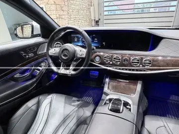 MERCEDES-BENZ S 560 S 4Matic L V8  23 tkm  Burmester