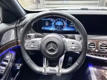 MERCEDES-BENZ S 560 S 4Matic L V8  23 tkm  Burmester