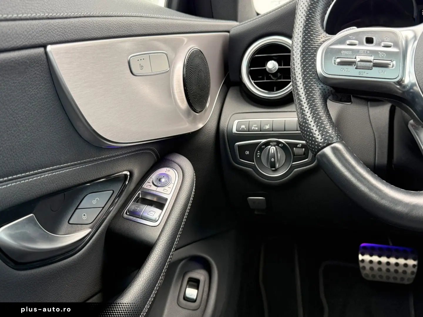 MERCEDES-BENZ C 43 AMG Coupe 4Matic MULITBEAM PANO SPORTAGA