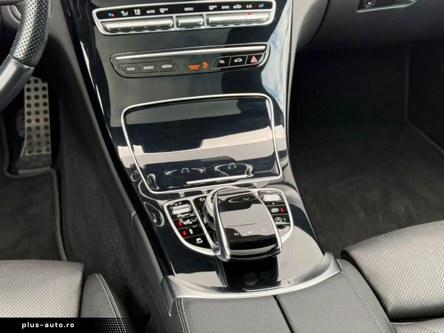 MERCEDES-BENZ C 43 AMG Coupe 4Matic MULITBEAM PANO SPORTAGA