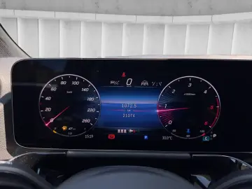 MERCEDES-BENZ GLA 220 d 4M AMG Night Panorama 360  D…