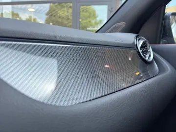 MERCEDES-BENZ GLA 220 d 4M AMG Night Panorama 360  D…