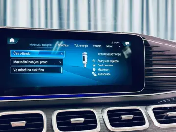 MERCEDES-BENZ GLE 350 de 4M DESIGNO GARANTIE STHZ HUD VOLL