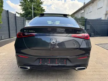 MERCEDES-BENZ GLC 400 e 4Matic Coupe AMG LINE PANO 3…
