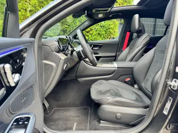 MERCEDES-BENZ GLC 400 e 4Matic Coupe AMG LINE PANO 3…
