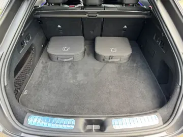 MERCEDES-BENZ GLC 400 e 4Matic Coupe AMG LINE PANO 3…