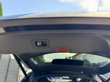 MERCEDES-BENZ GLC 400 e 4Matic Coupe AMG LINE PANO 3…