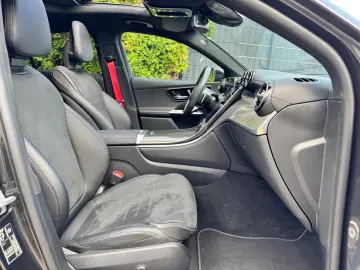 MERCEDES-BENZ GLC 400 e 4Matic Coupe AMG LINE PANO 3…