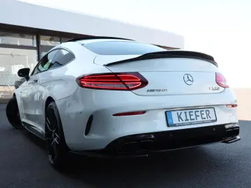 MERCEDES-BENZ C 63s AMG  ACC BURMESTER SHZ PANO APPL…