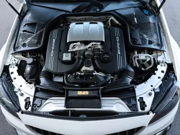 MERCEDES-BENZ C 63s AMG  ACC BURMESTER SHZ PANO APPL…