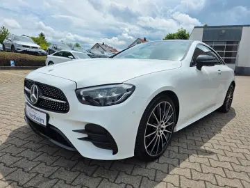 MERCEDES-BENZ E 450 Coupe 4Matic Burmester Panorama AMG-Line