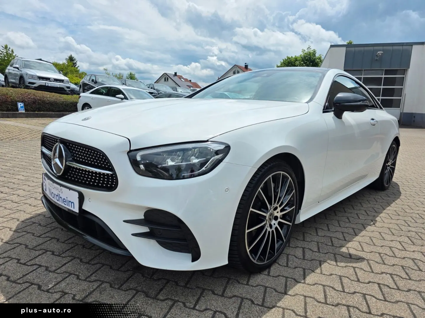 MERCEDES-BENZ E 450 Coupe 4Matic Burmester Panorama AMG-Line
