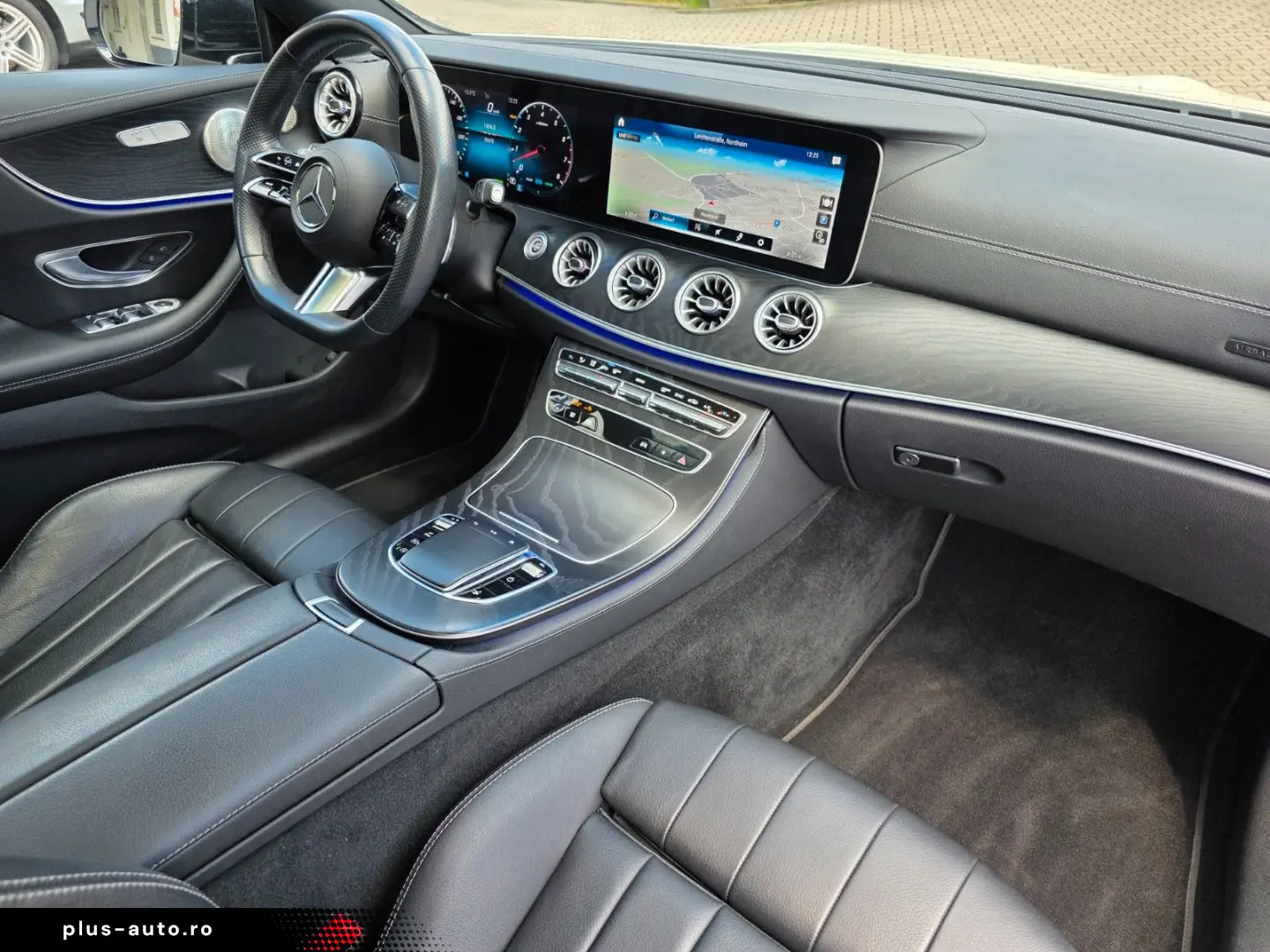 MERCEDES-BENZ E 450 Coupe 4Matic Burmester Panorama AMG-Line
