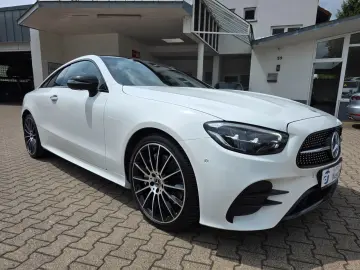 MERCEDES-BENZ E 450 Coupe 4Matic Burmester Panorama AMG-Line