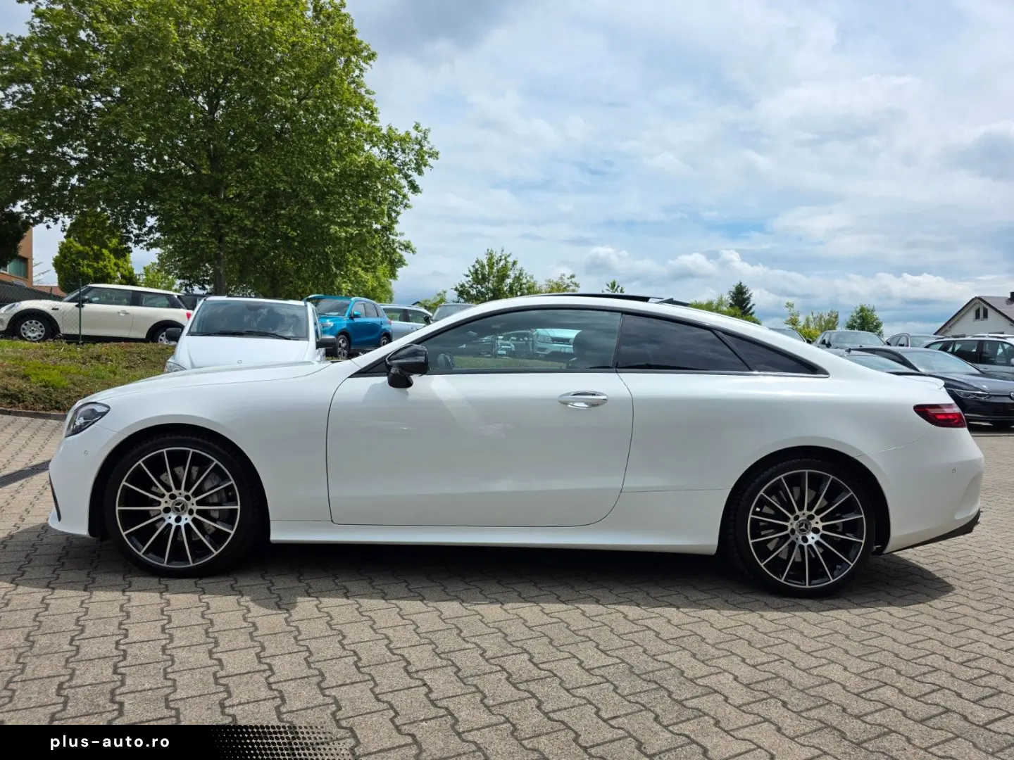 MERCEDES-BENZ E 450 Coupe 4Matic Burmester Panorama AMG-Line