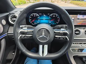 MERCEDES-BENZ E 450 Coupe 4Matic Burmester Panorama AMG-Line
