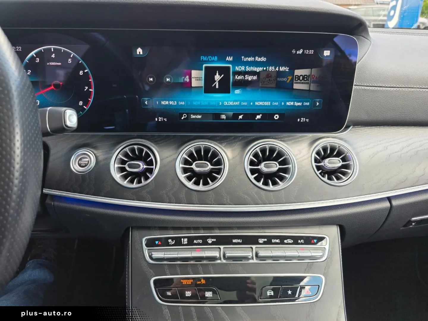 MERCEDES-BENZ E 450 Coupe 4Matic Burmester Panorama AMG-Line