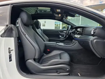 MERCEDES-BENZ E 450 Coupe 4Matic Burmester Panorama AMG-Line