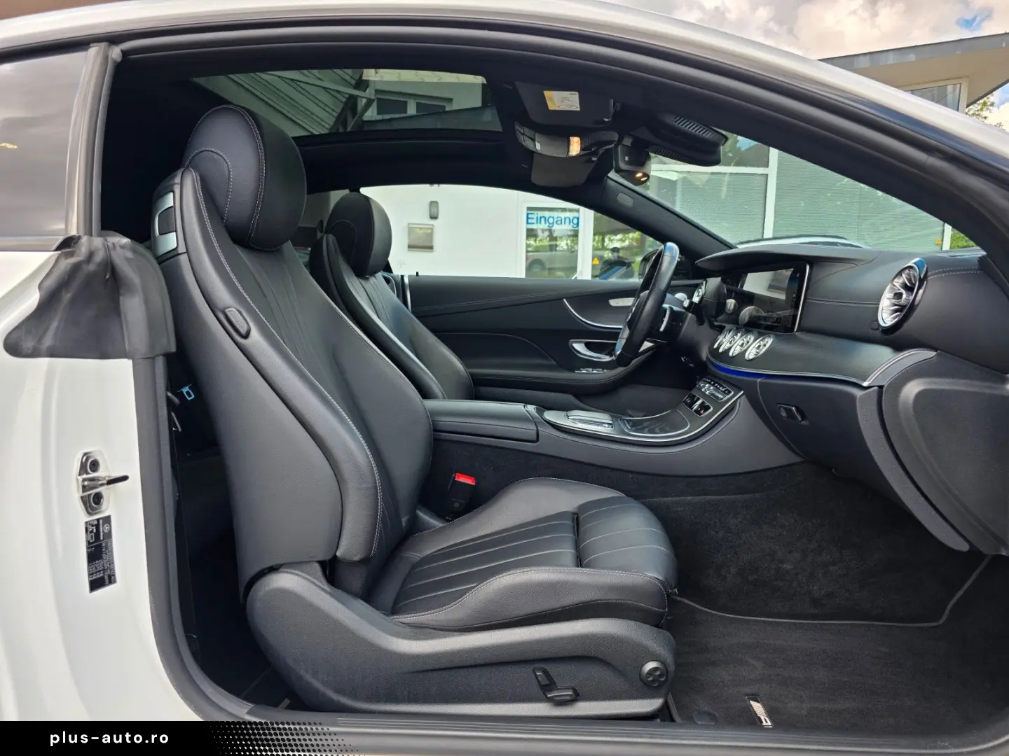MERCEDES-BENZ E 450 Coupe 4Matic Burmester Panorama AMG-Line