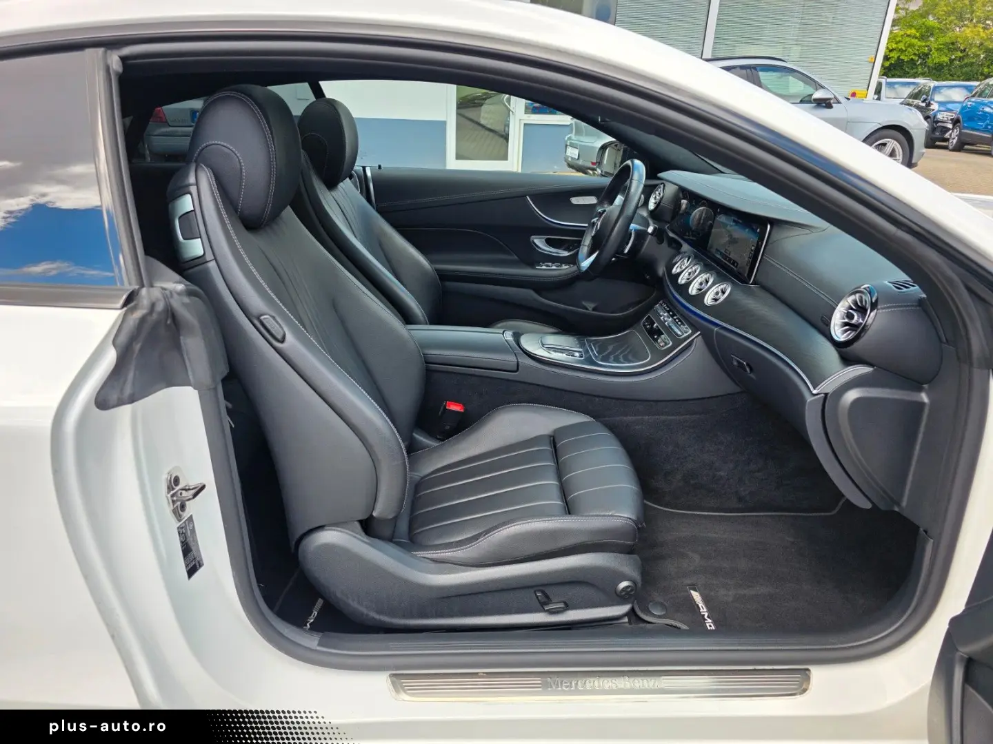 MERCEDES-BENZ E 450 Coupe 4Matic Burmester Panorama AMG-Line