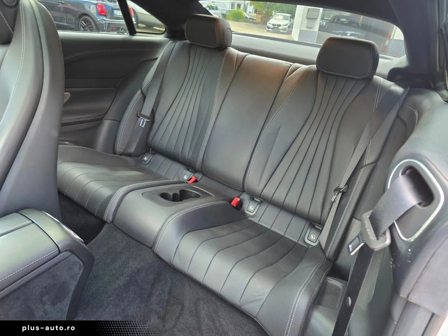 MERCEDES-BENZ E 450 Coupe 4Matic Burmester Panorama AMG-Line