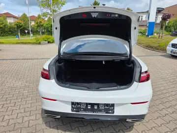MERCEDES-BENZ E 450 Coupe 4Matic Burmester Panorama AMG-Line