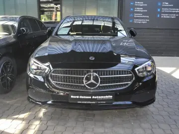 MERCEDES-BENZ E 450 4M AVANTGARDE 360 ACC PDC MULTIBEAM PANO