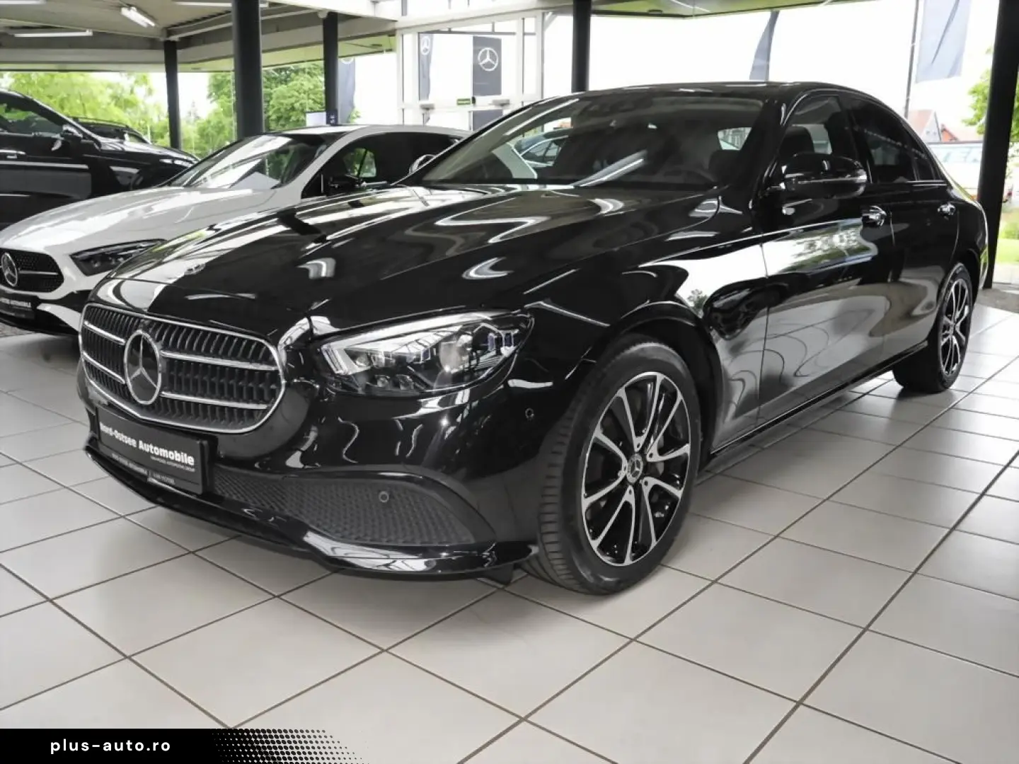 MERCEDES-BENZ E 450 4M AVANTGARDE 360 ACC PDC MULTIBEAM PANO