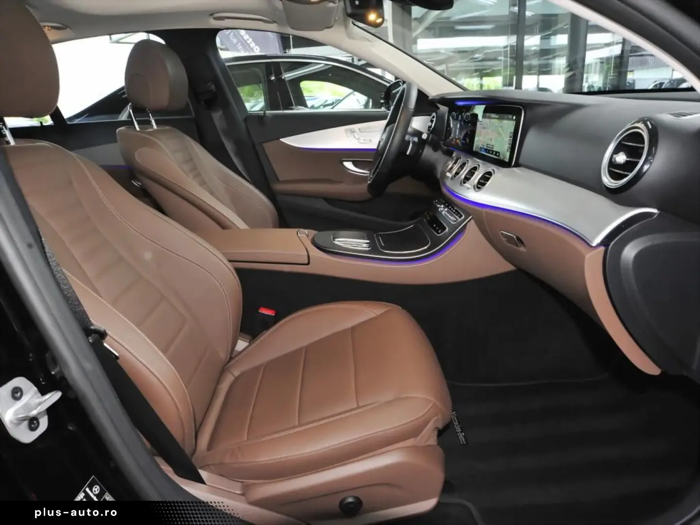 MERCEDES-BENZ E 450 4M AVANTGARDE 360 ACC PDC MULTIBEAM PANO