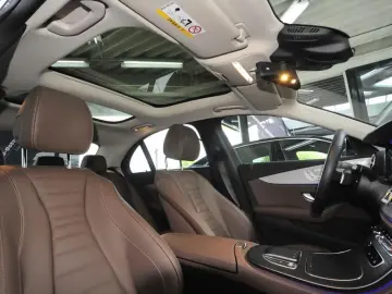 MERCEDES-BENZ E 450 4M AVANTGARDE 360 ACC PDC MULTIBEAM PANO