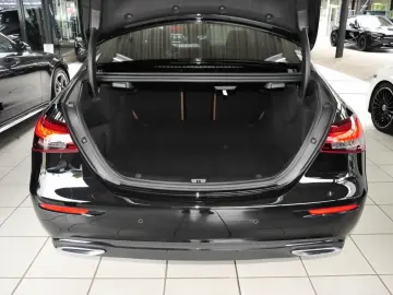 MERCEDES-BENZ E 450 4M AVANTGARDE 360 ACC PDC MULTIBEAM PANO