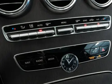 MERCEDES-BENZ C400 Coupe 4MAT  AMG-LINE VIRTUAL NIGH…
