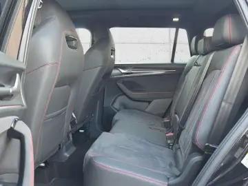 SKODA Kodiaq 2.0 TSI RS 4x4 HUD AHK 360  7-SEATS PANO