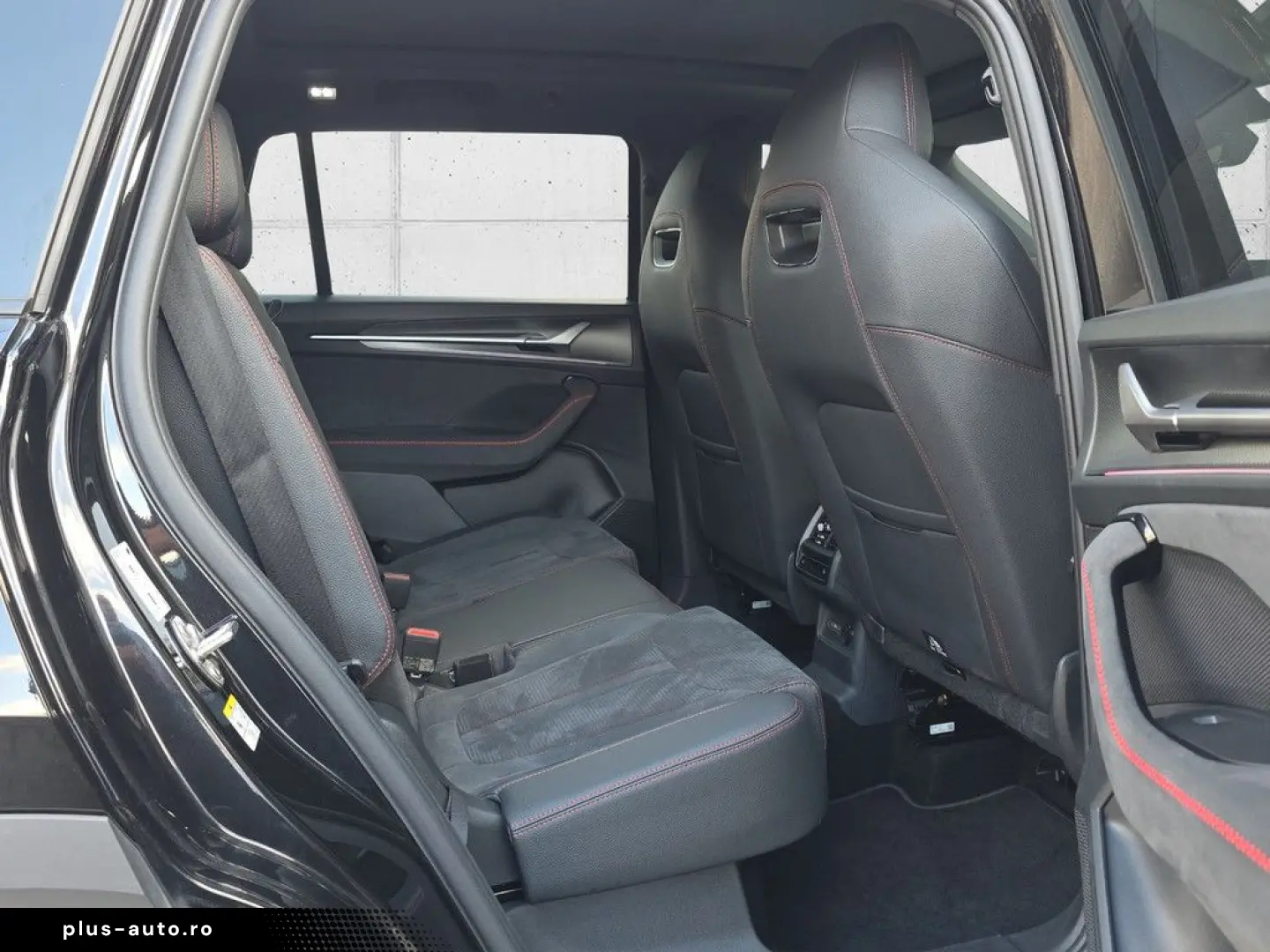 SKODA Kodiaq 2.0 TSI RS 4x4 HUD AHK 360  7-SEATS PANO